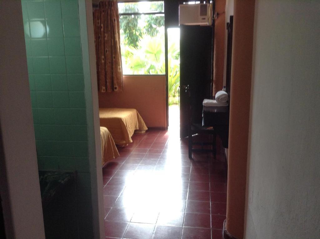 Hotel Las Jacarandas