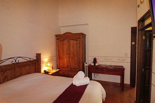 Del Villar 3*