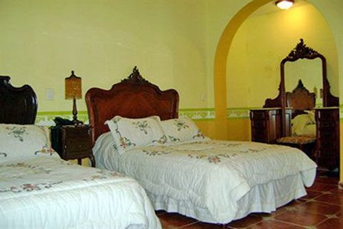 Hotel Casa De Columnas