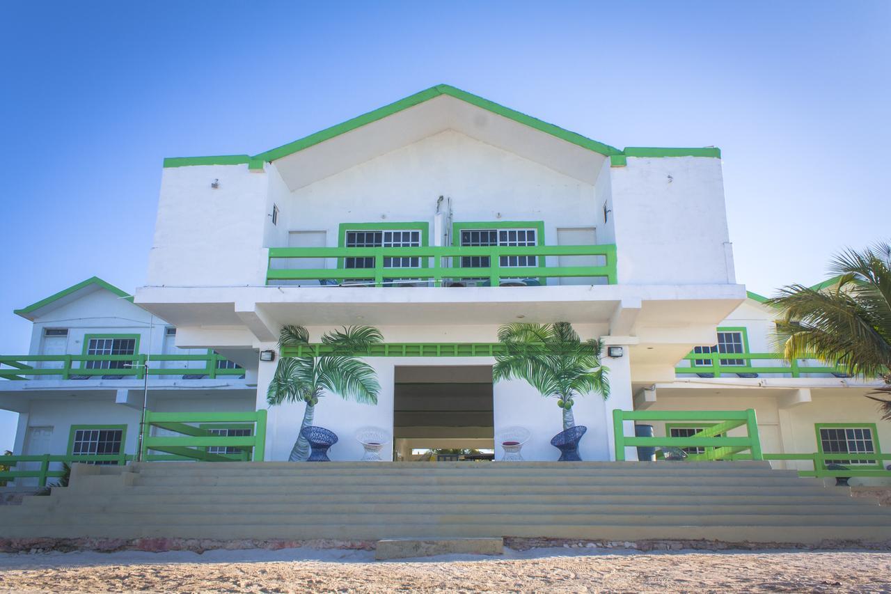 Hotel Caballito De Mar Sinanche