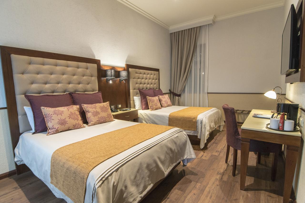 Hotel Morales Historical & Colonial Downtown Core Guadalajara