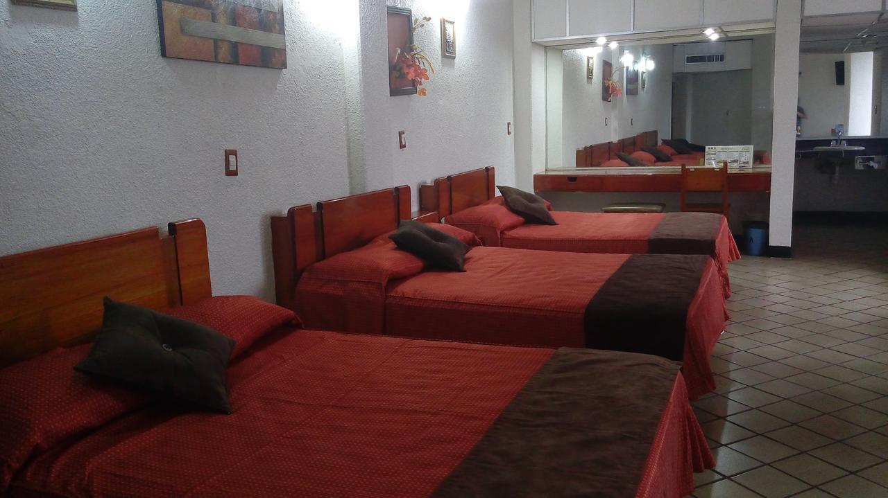 Hotel Cabildos 4*