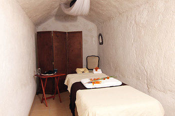 Del Villar Hotel