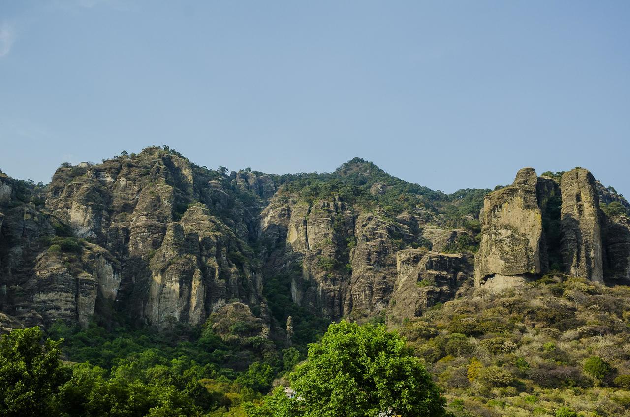 Inn La Piramide Del Tepozteco *