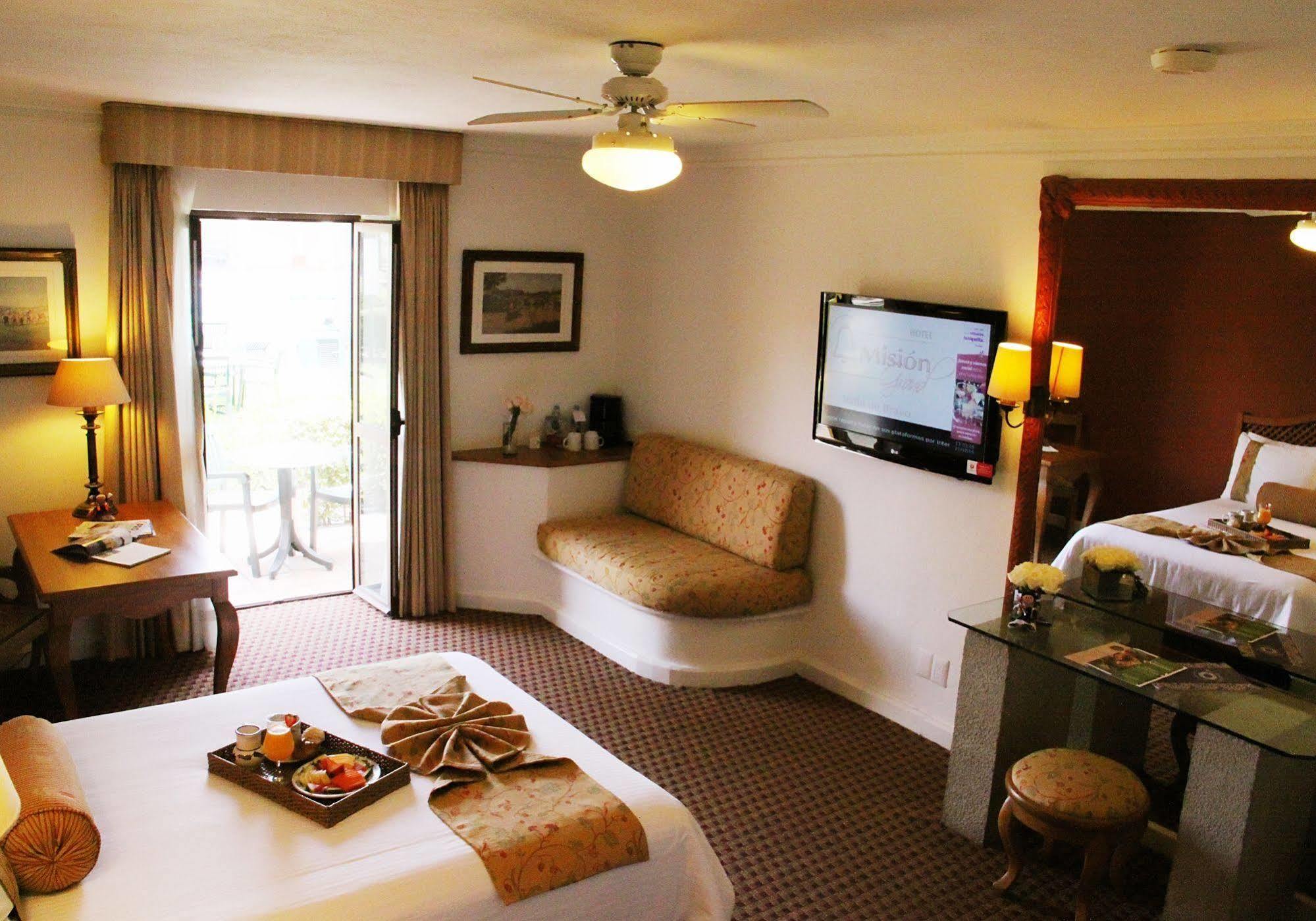 Hotel Mision Grand
