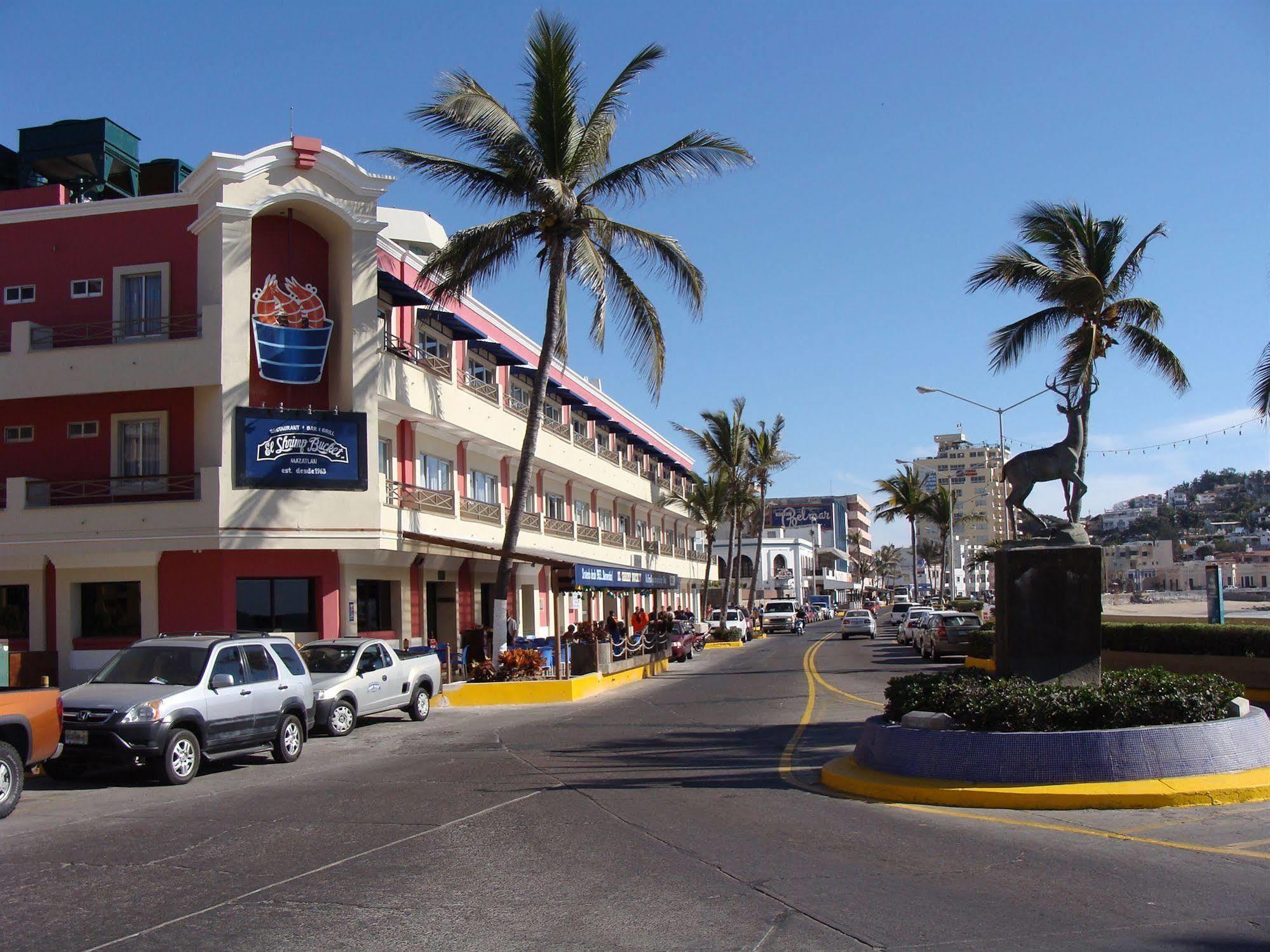 La Siesta Malecon Hotel