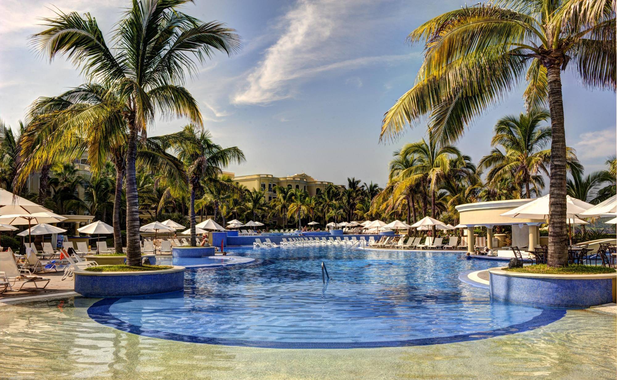 Pueblo Bonito Emerald Bay & 5*