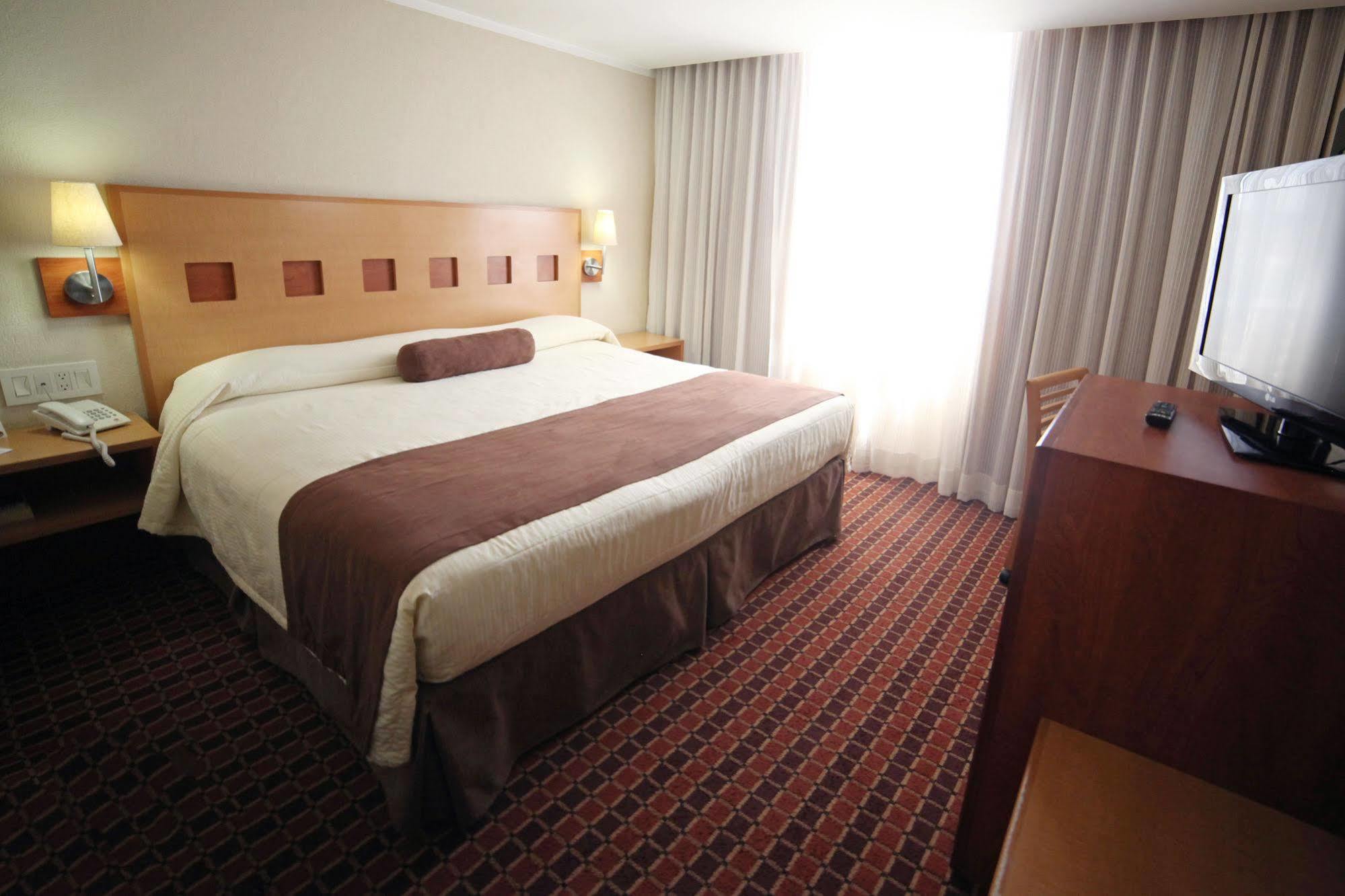 Hotel Mirabel