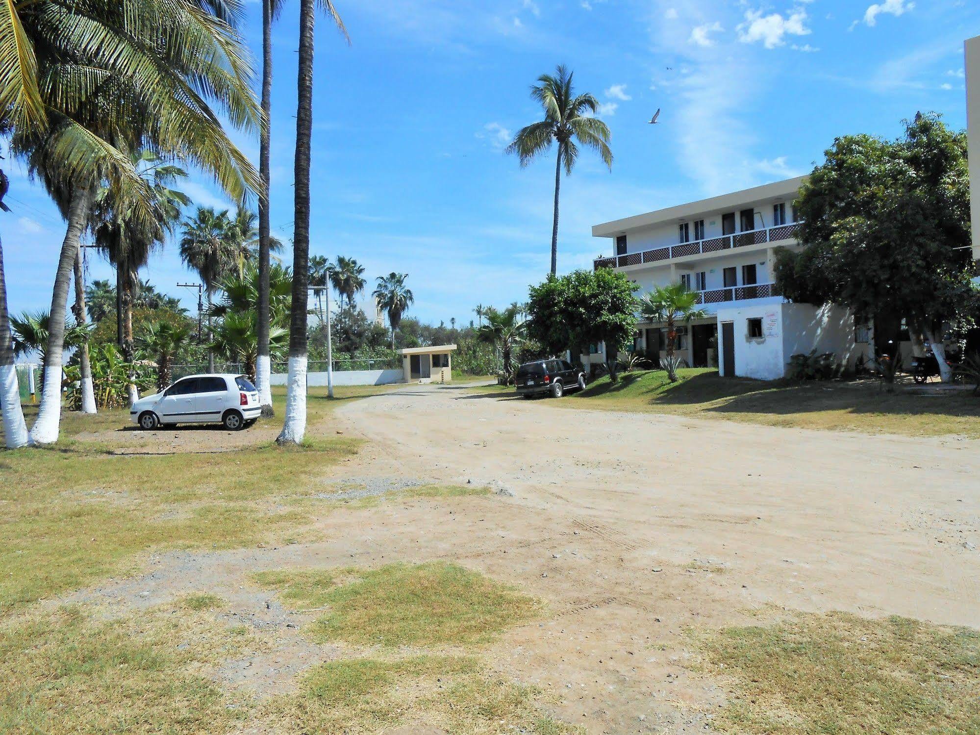 Las Jacarandas Hotel