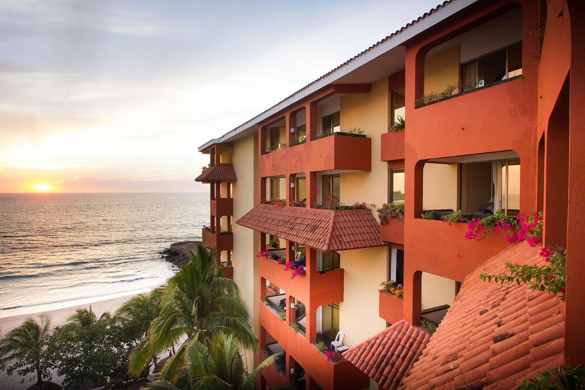 Resort Luna Palace 4*
