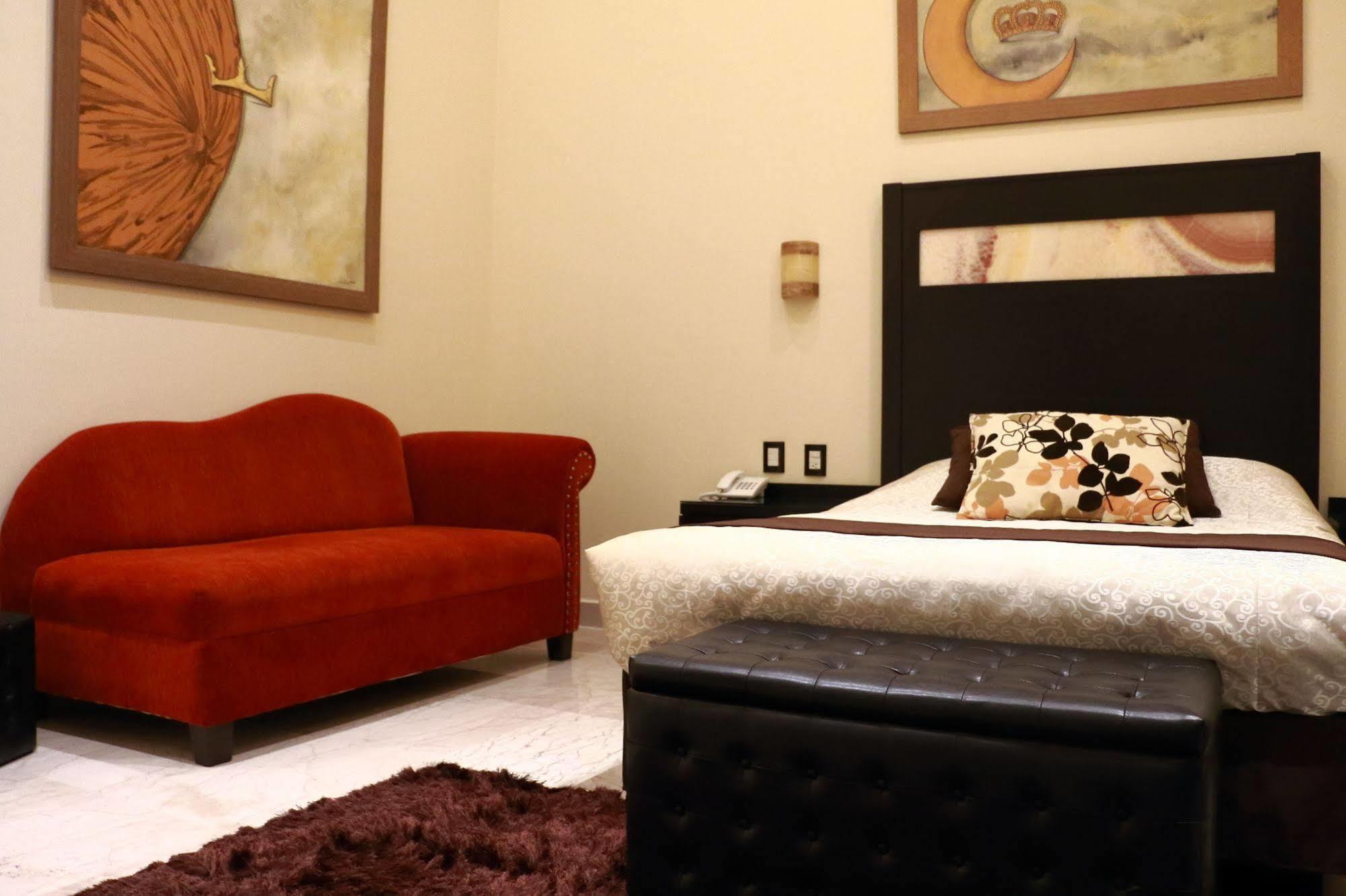 Hotel Forrest & Puebla