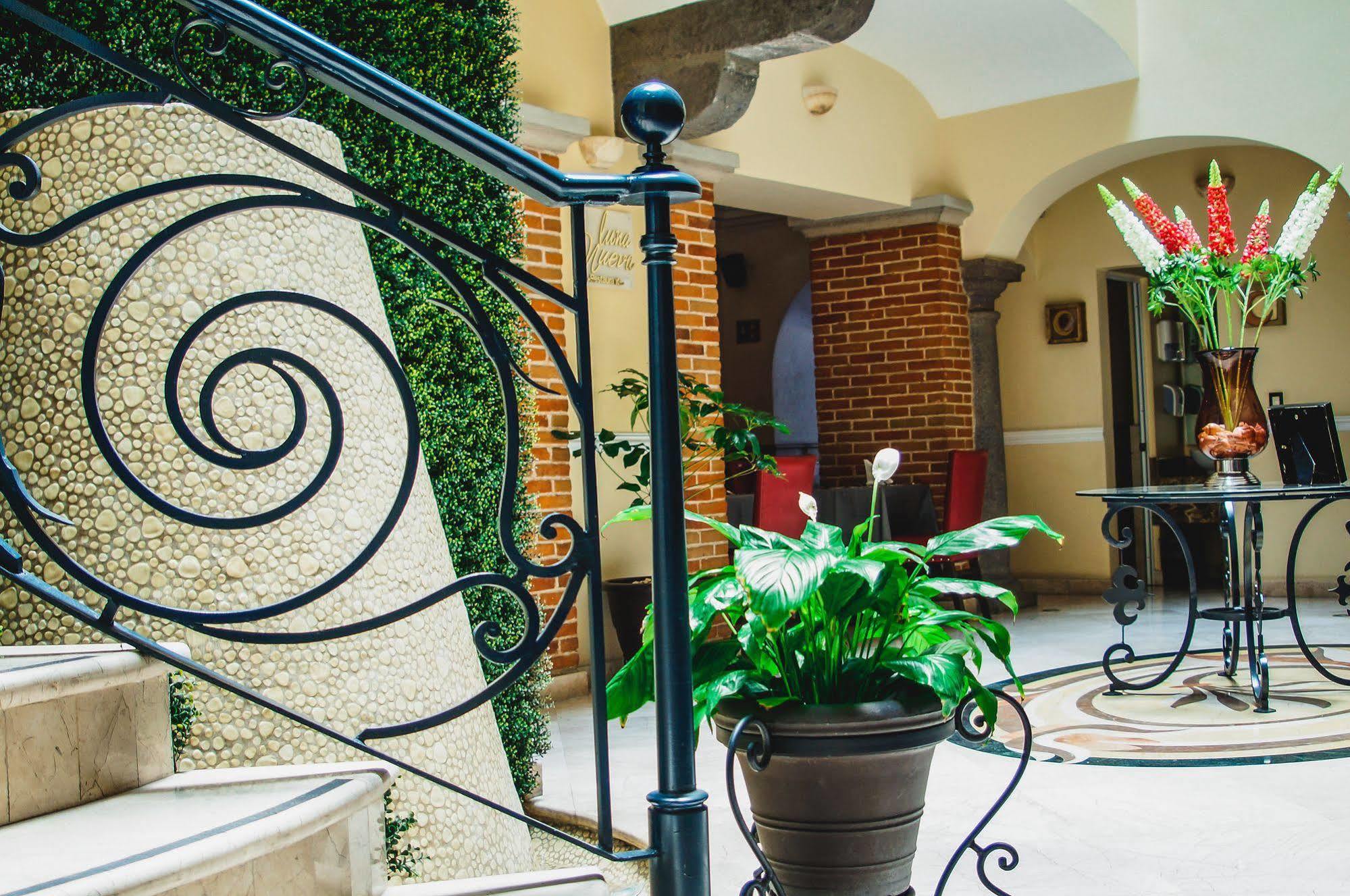 Hotel Forrest & Puebla