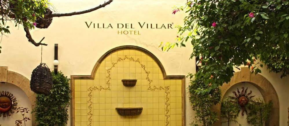 Del Villar 3*