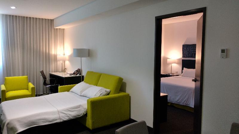 Hotel Express & Angelopolis By Ihg