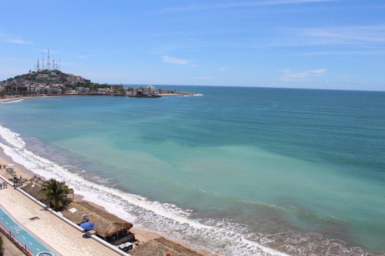 Hotel Playa Marina