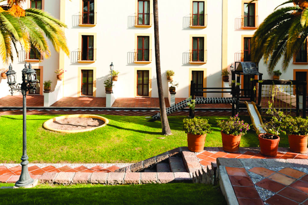Mision Grand Hotel 4*