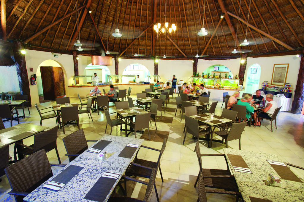 Real Playa Del Carmen & Beach Club Hotel