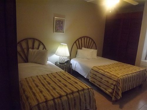 Nautibeach Front In North Aparthotel 3*