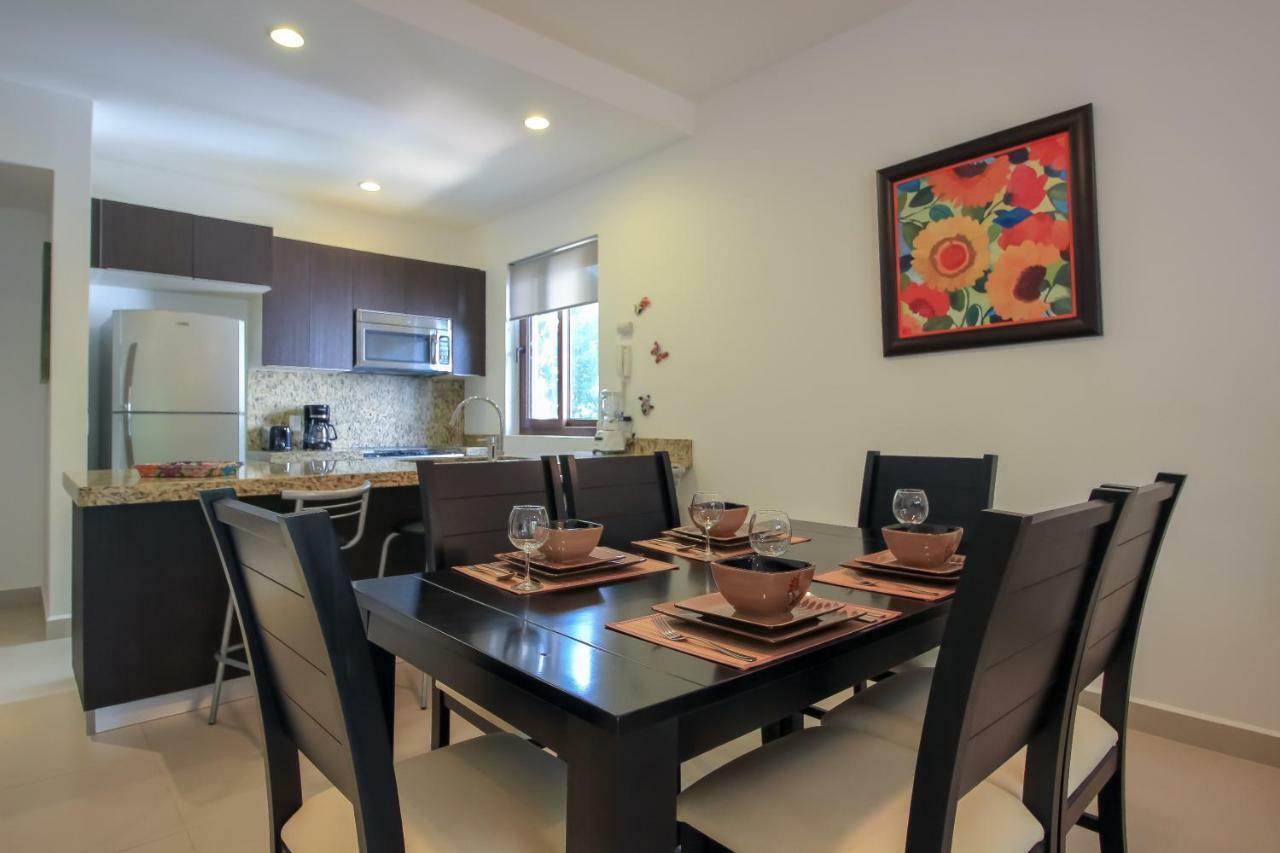 Fantastic With Balcony, High Speed Internet, Pool Facilities In Akumal