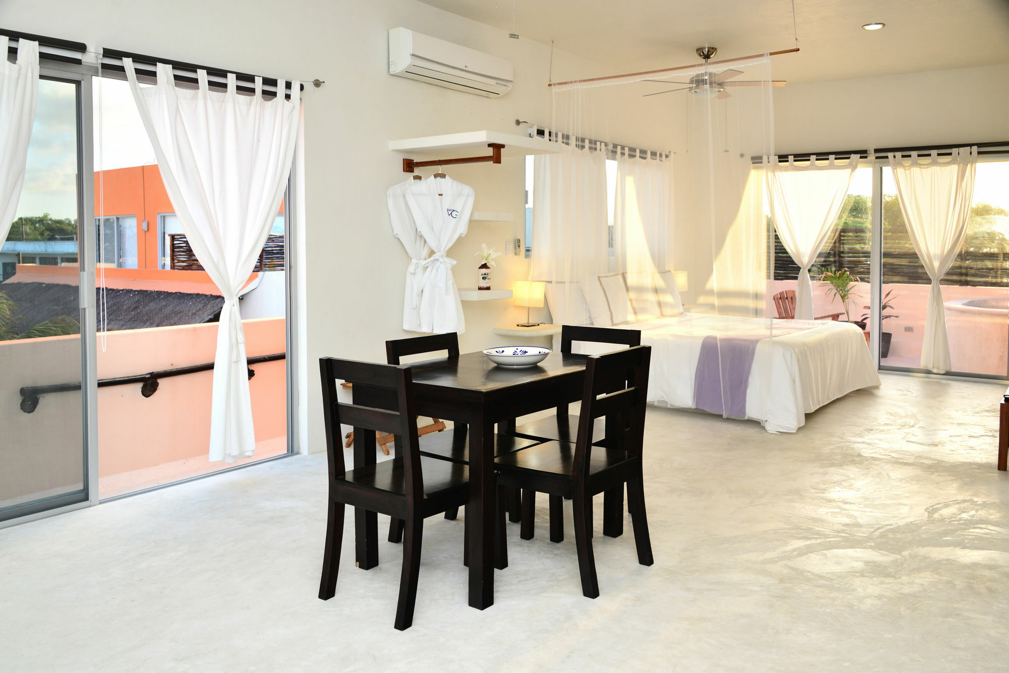 Geminis Boutique Condohotel Hotel