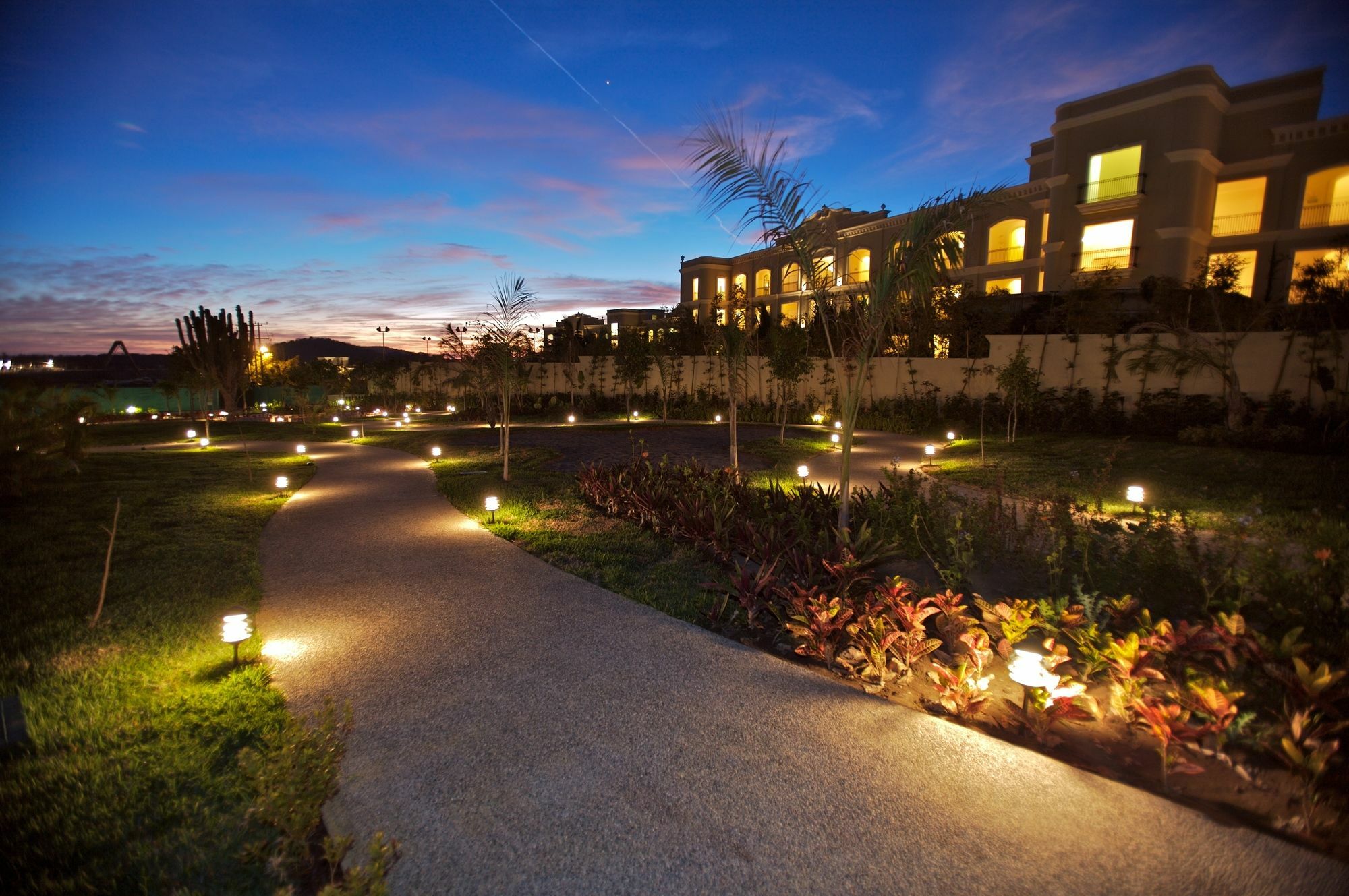 Pueblo Bonito Emerald Luxury &