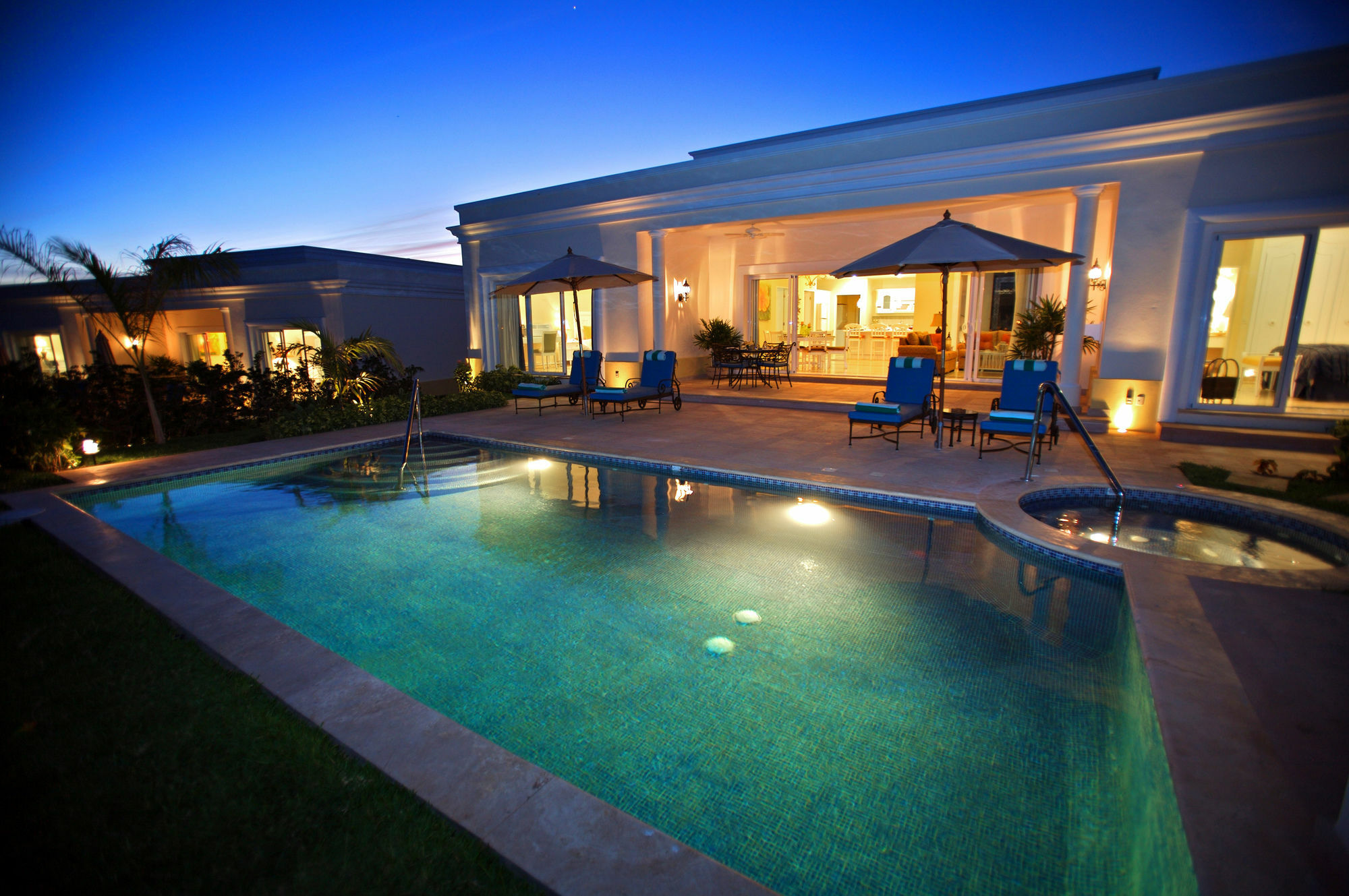 Resort Pueblo Bonito Emerald Luxury &