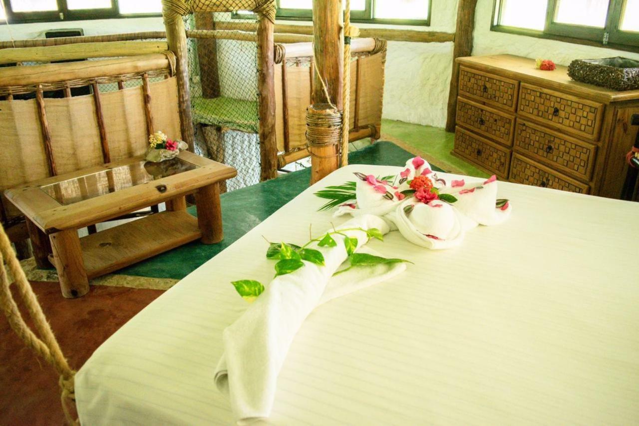 Ida Y Vuelta Hostel