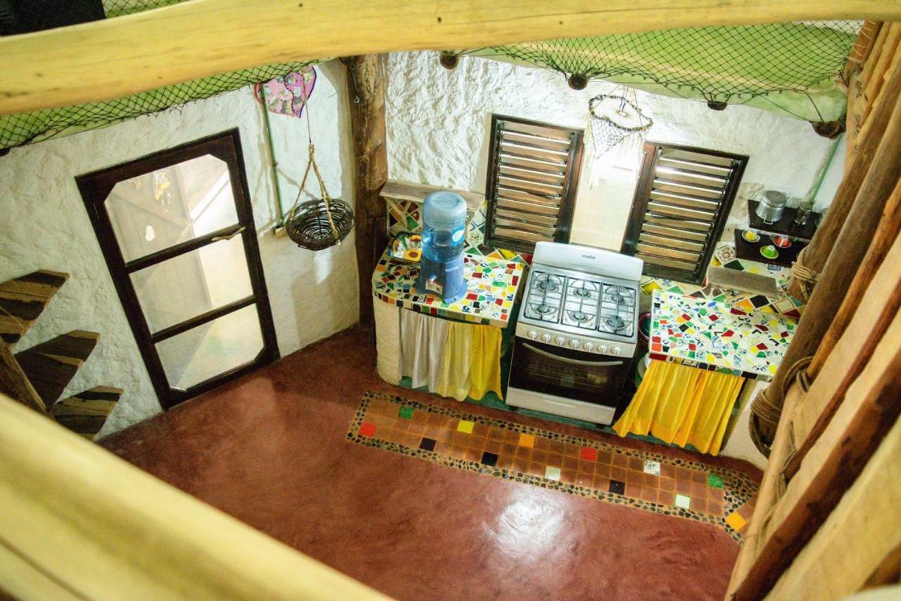 Ida Y Vuelta Hostel *