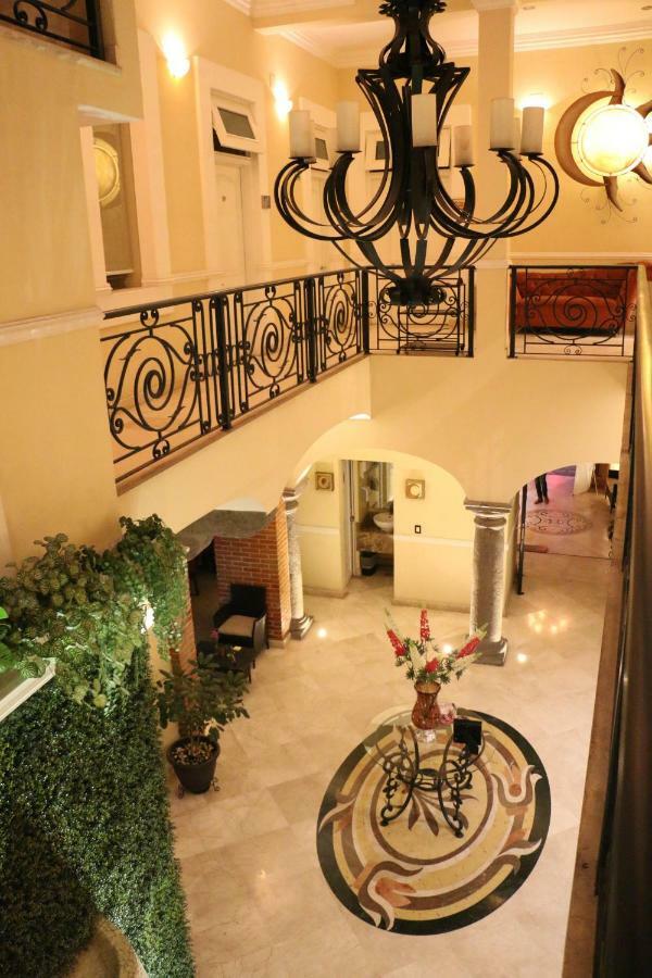 Hotel Forrest &