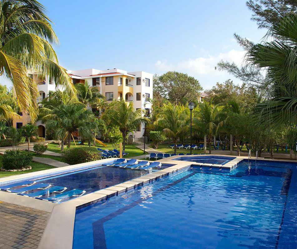 Real Playa Del Carmen & Beach Club Hotel 3*