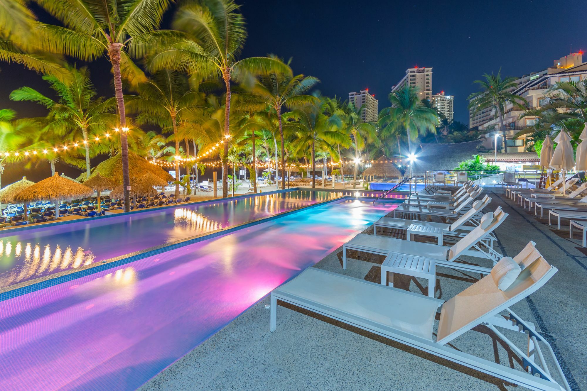 Friendly Vallarta Familiar Hotel Puerto Vallarta