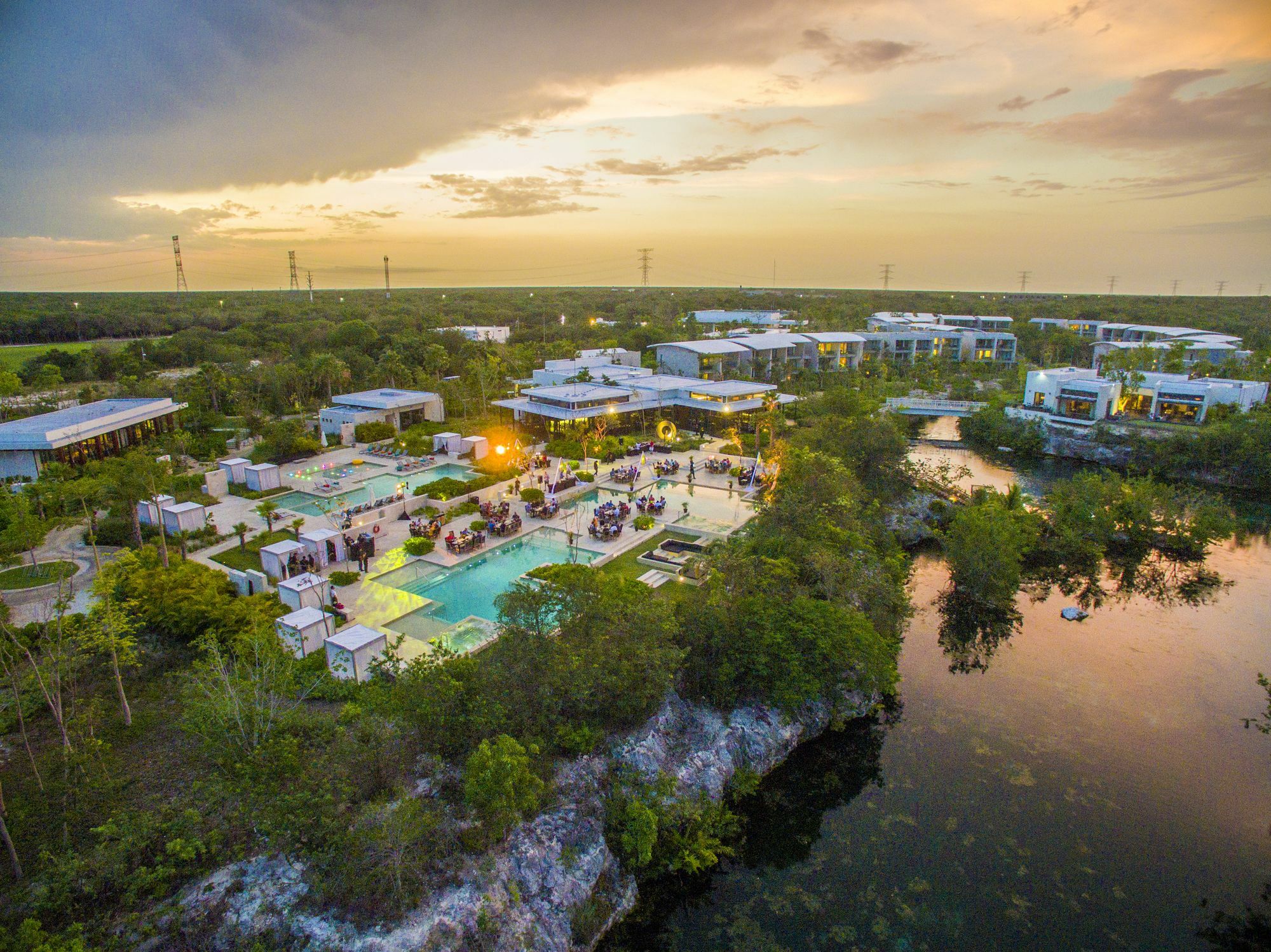 Andaz Mayakoba Resort El Marlyn Azul