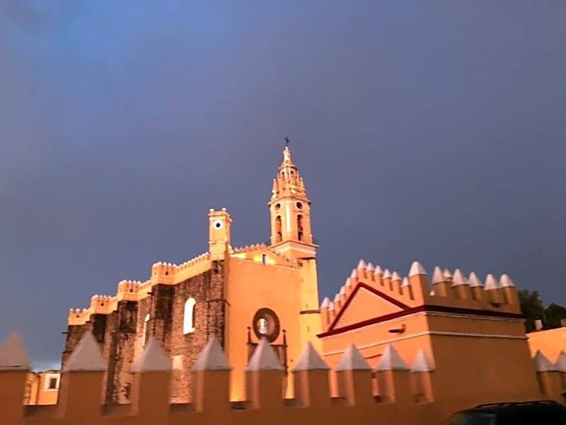 Hotel Calli Quetzalcoatl 4*
