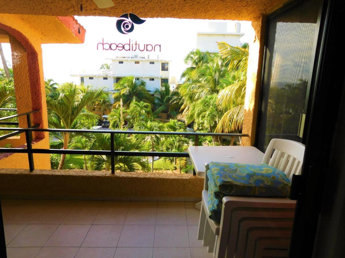 Nautibeach Front In North Isla Mujeres