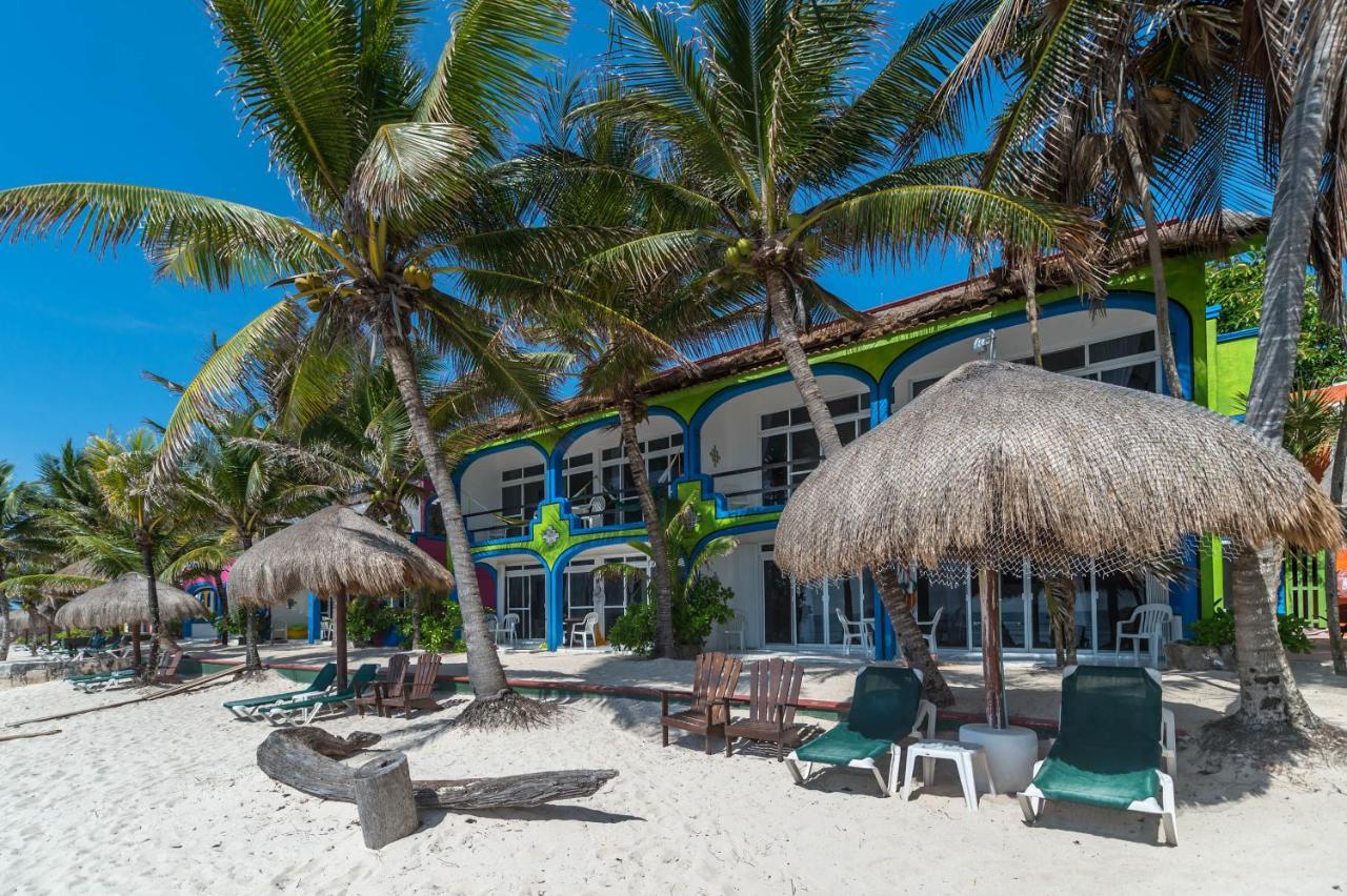 Del Sol Beachfront Hotel