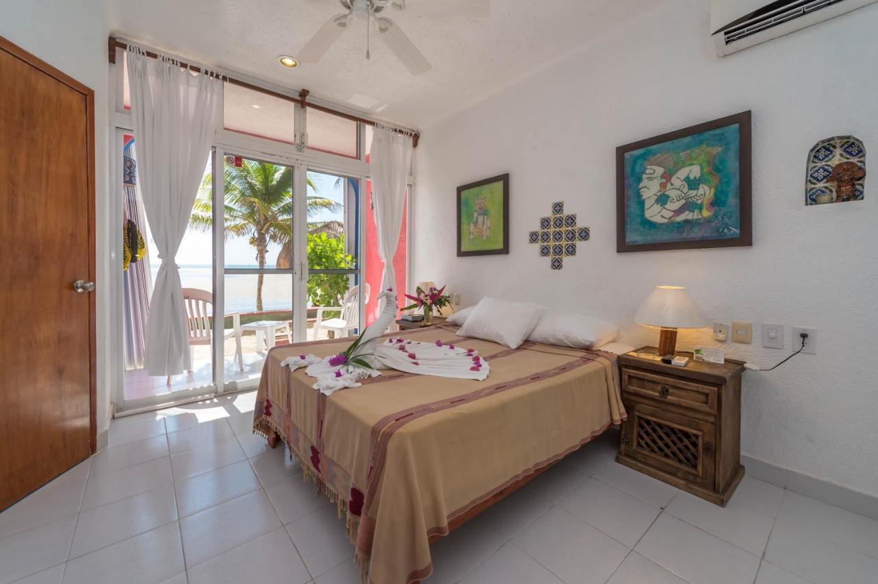 Hotel Del Sol Beachfront 2*