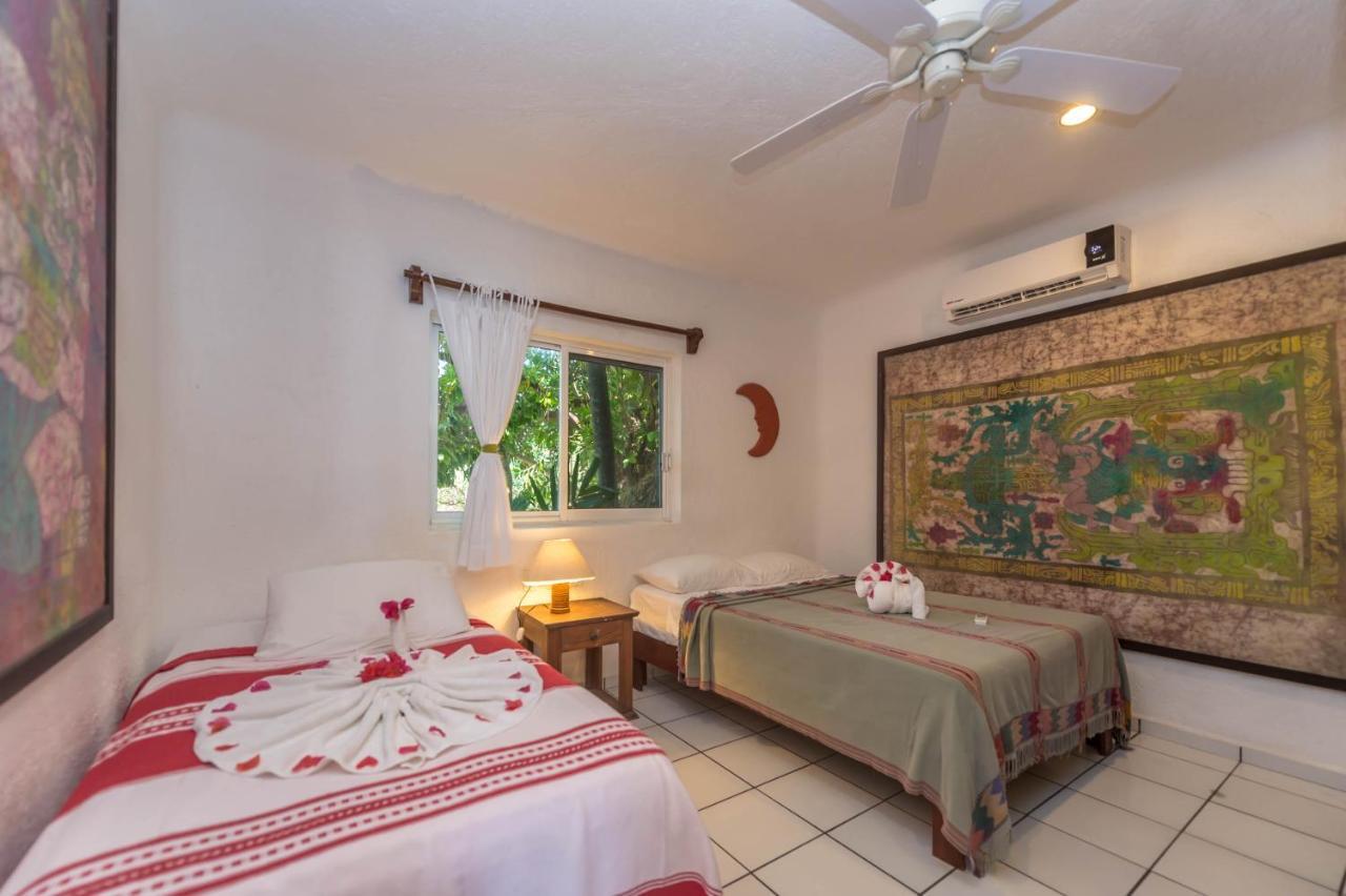 Del Sol Beachfront Hotel 2*