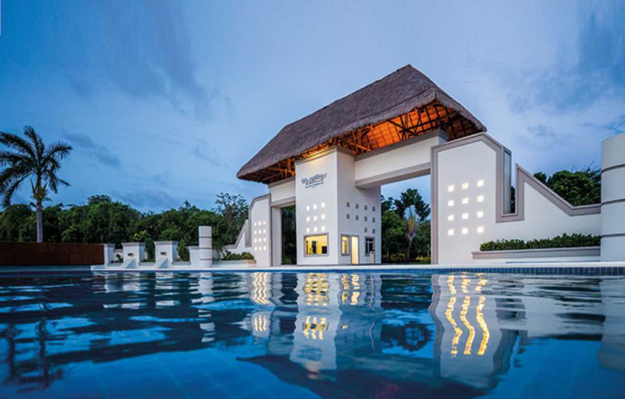 Resort Bluebay Grand Esmeralda