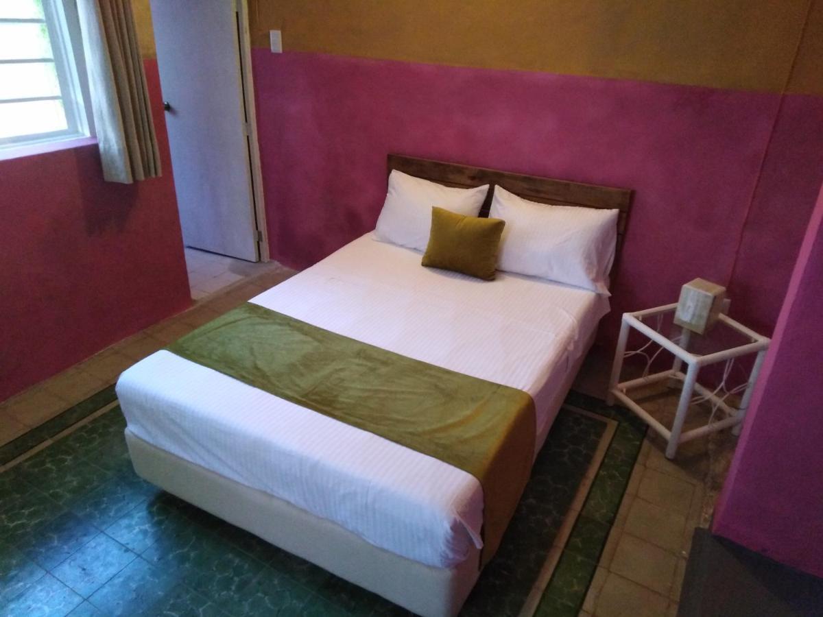 Casa Lool Beh Bed & Breakfast *