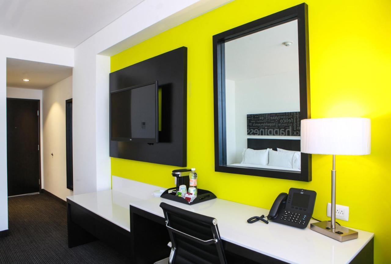 Hotel Express & Angelopolis By Ihg