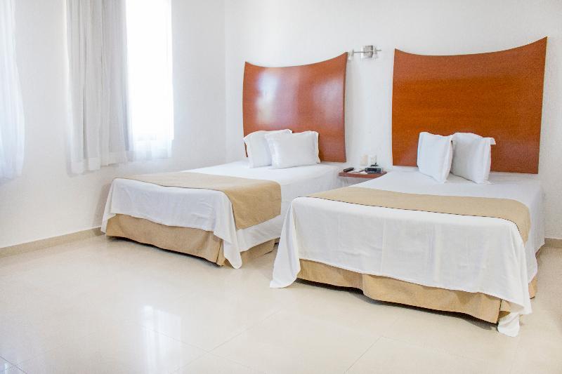 Ritmo & Water Park Resort