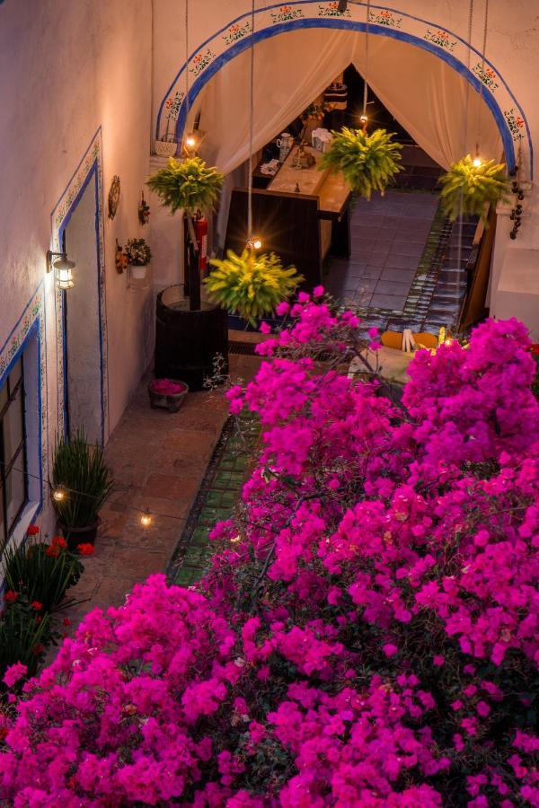& La Mansion Del B Azul Bed & Breakfast Queretaro