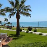 Puerto Nuevo Baja Hotel & Villas