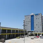 One La Paz