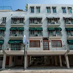 Boca Inn Hotel & Suites