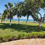 Hotel Puerto Cangrejo