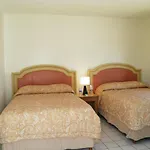 #52 Bungalow Seaside Hotel & Victors Rv Park