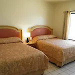 #52 Bungalow Seaside Hotel & Victors Rv Park