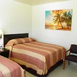 #35 Bungalow Seaside Hotel & Victors Rv Park