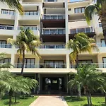 Condo Exclusivo De 2Rec En Complejo B Nayar